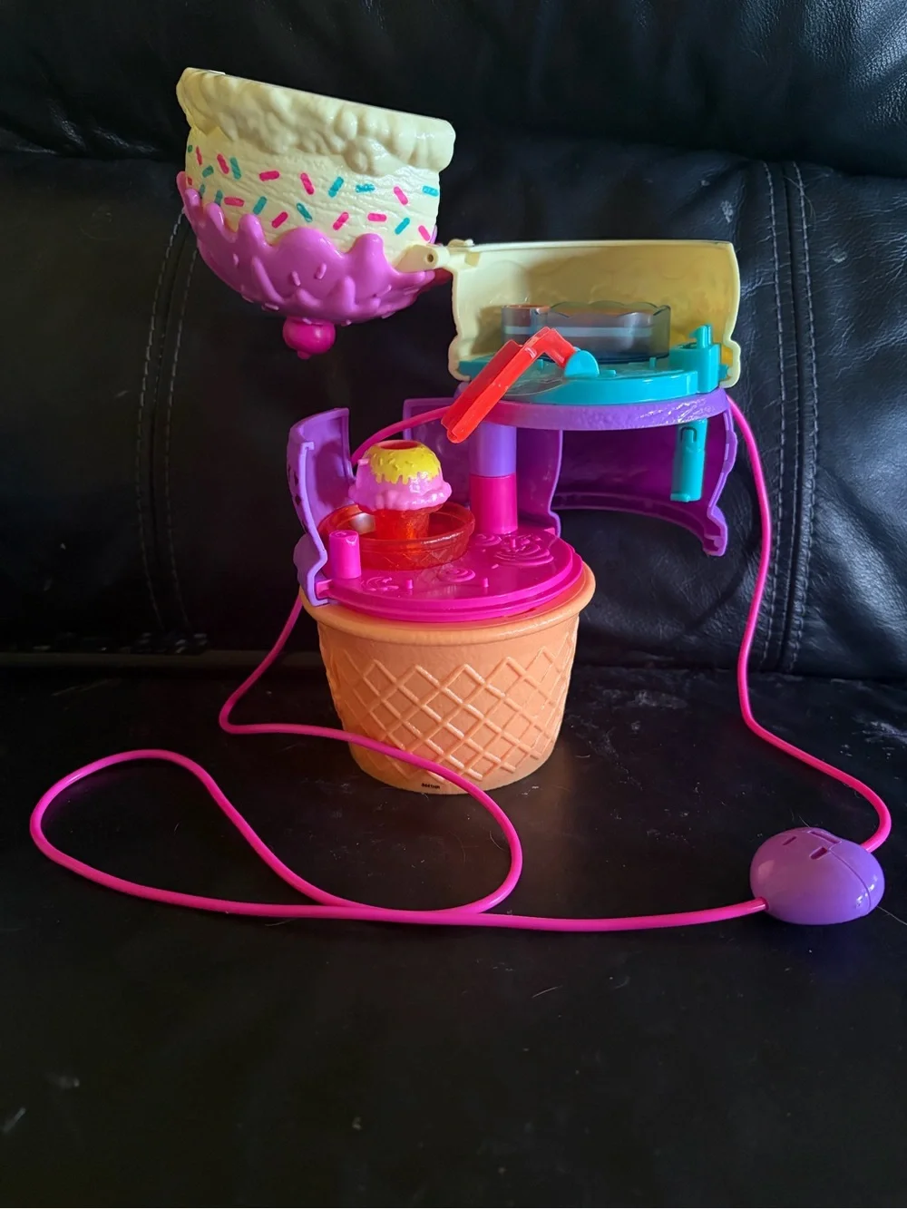 Vintage Polly Pocket Spin and Surprise Playset